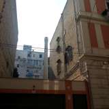 L'antica ciminiera della cereria Introna nel quartiere San Pasquale di Bari